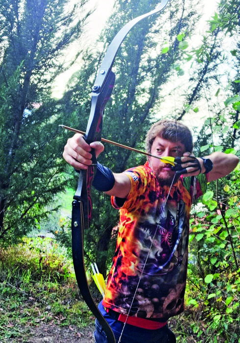 Aingeru Molina: “Gizarteak ez du ondo funtzionatzen eta askorentzat ikusezinak gara”