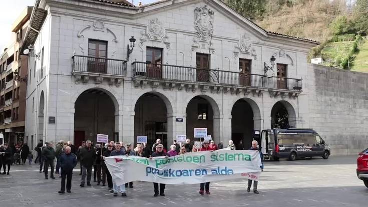 Elgoibarko Duintasuna elkarteak antolatutako manifestazioa egin dute