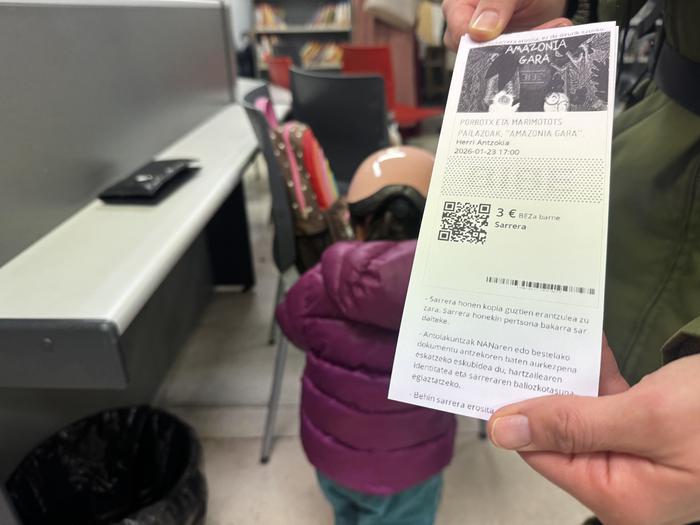 Porrotx eta Marimotots pailazoak ikusteko sarreren ia erdia agortuta