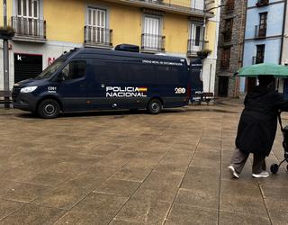 Debak NANa eta pasaportea izapidetzeko data berria du, maiatzaren 25ean