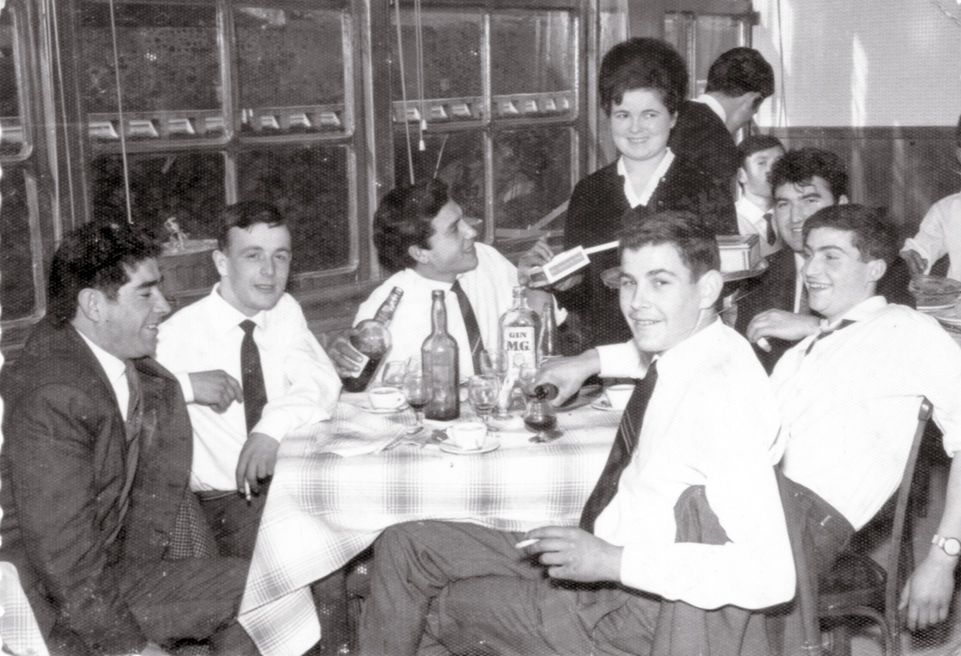Soldadutzara joan aurretik, agur bazkaria