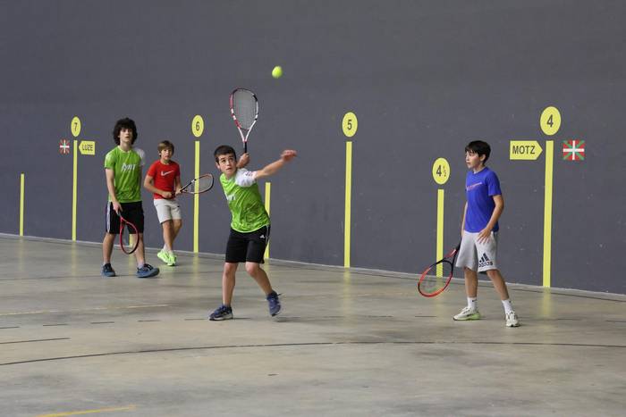 Frontenis txapelketako finalerdiak jokatuko dituzte asteon