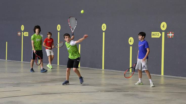 Frontenis txapelketako finalerdiak jokatuko dituzte asteon