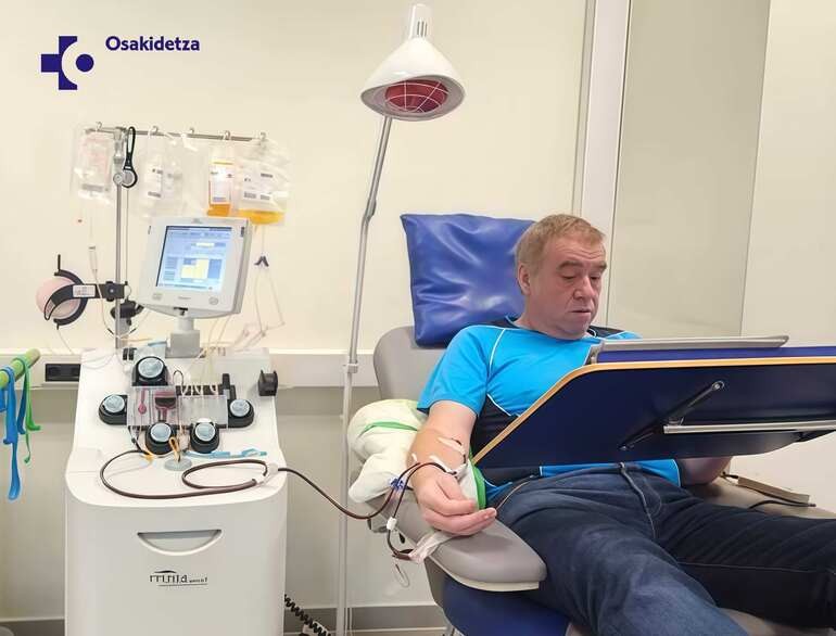 Plasma "erraz eta eroso" emateko puntu berria zabaldu dute Eibarko Ospitalean