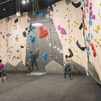 Zapatuero txikien programa: Sputnik Climbing-era irteera