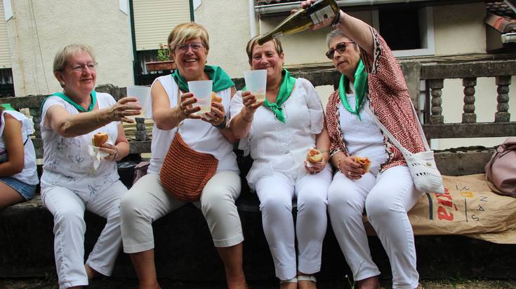 Santana Jaiak - Mendaro