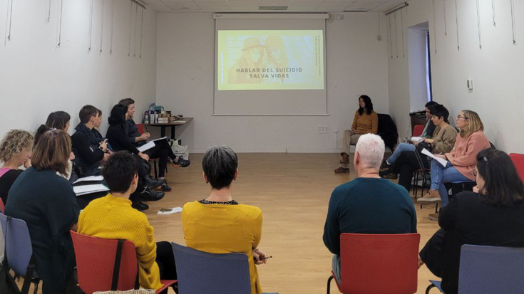 Suizidioaren prebentzioan heziko dira familiak, irakasleak eta osasun-arloko profesionalak Mallabian