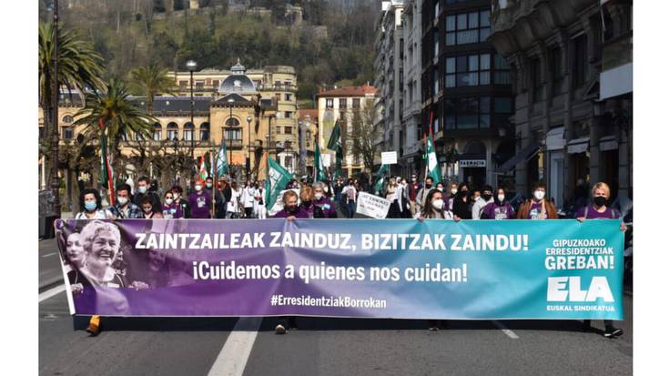 Zaintza lanak zerbitzu publiko izan daitezen