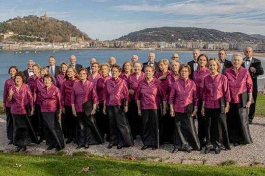 Kontzertua: Aita Garayoa abesbatza