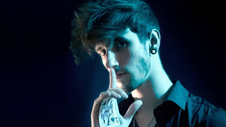 Alain Zulaikak 'Magia zaparrada' ikuskizuna dakar Kultur Elkartera