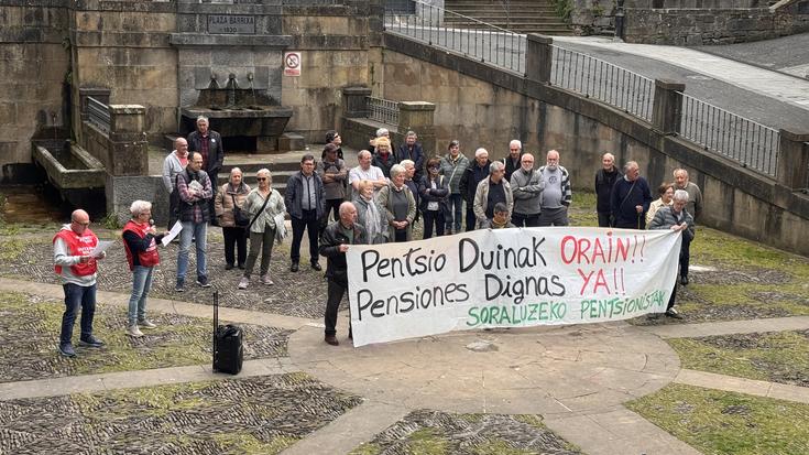 Pentsioen osagarritasunaz batera, “gerraren kontura etekin eskandalagarriak lortzen ari direnei zergak igotzea” eskatu dute