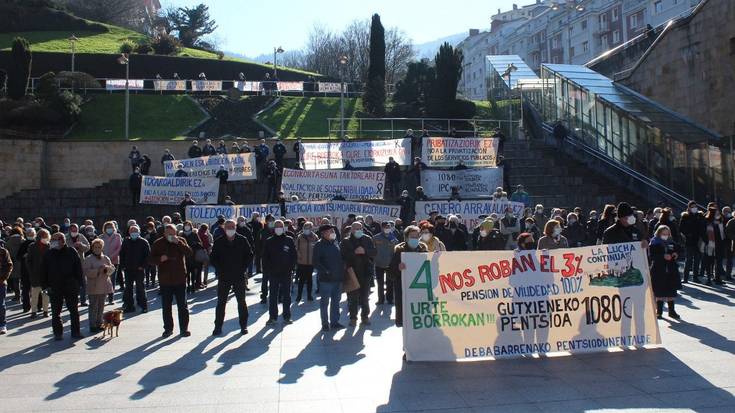 Mobilizazioekin jarraitzeko asmoz, pentsioak aurrekontu orokorretan legez blindatu arte