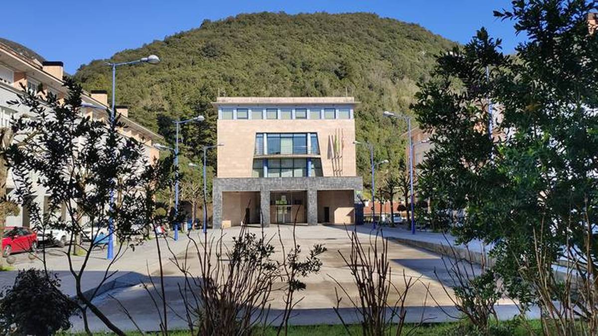 4,5 milio euroko aurrekontua onartu dute Mendaron 2026rako, aho batez