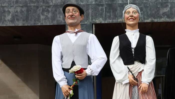 Erraldoiei izena ipintzeko lehiaketa antolatu du Mendaroko Udalak 12 urtez azpiko herritarrentzat