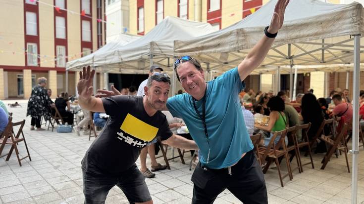 Bazkaria eta jolasak protagonista iluntzera arte