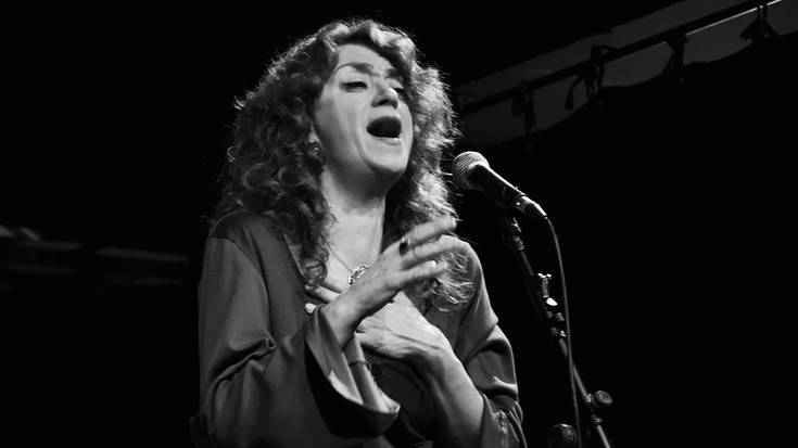 Bizitza darien jotak kantatu zituen Carmen Paris jotera handiak