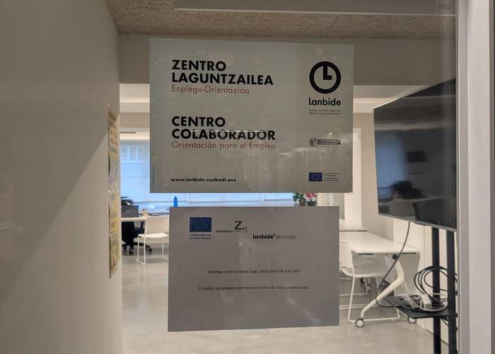 Enplegu Zentroko zerbitzua berrantolatu egingo da aldi baterako