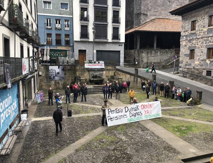 Langileen Nazioarteko Egunarekin bat eginez, langileei eta pentsiodunei deia