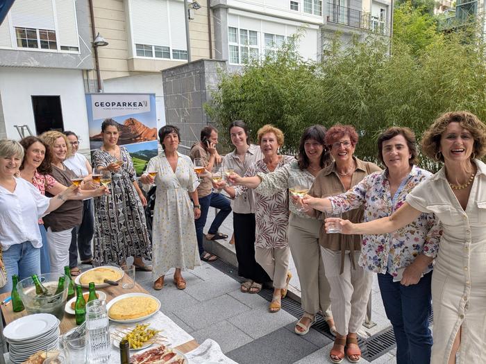 Euskal Kostaldeko Geoparkeak egoitza berria inauguratu du