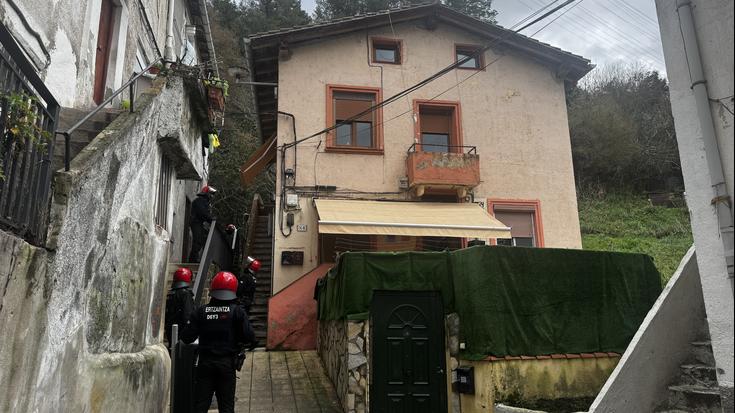 Etxegabetze bat egin dute Loralden