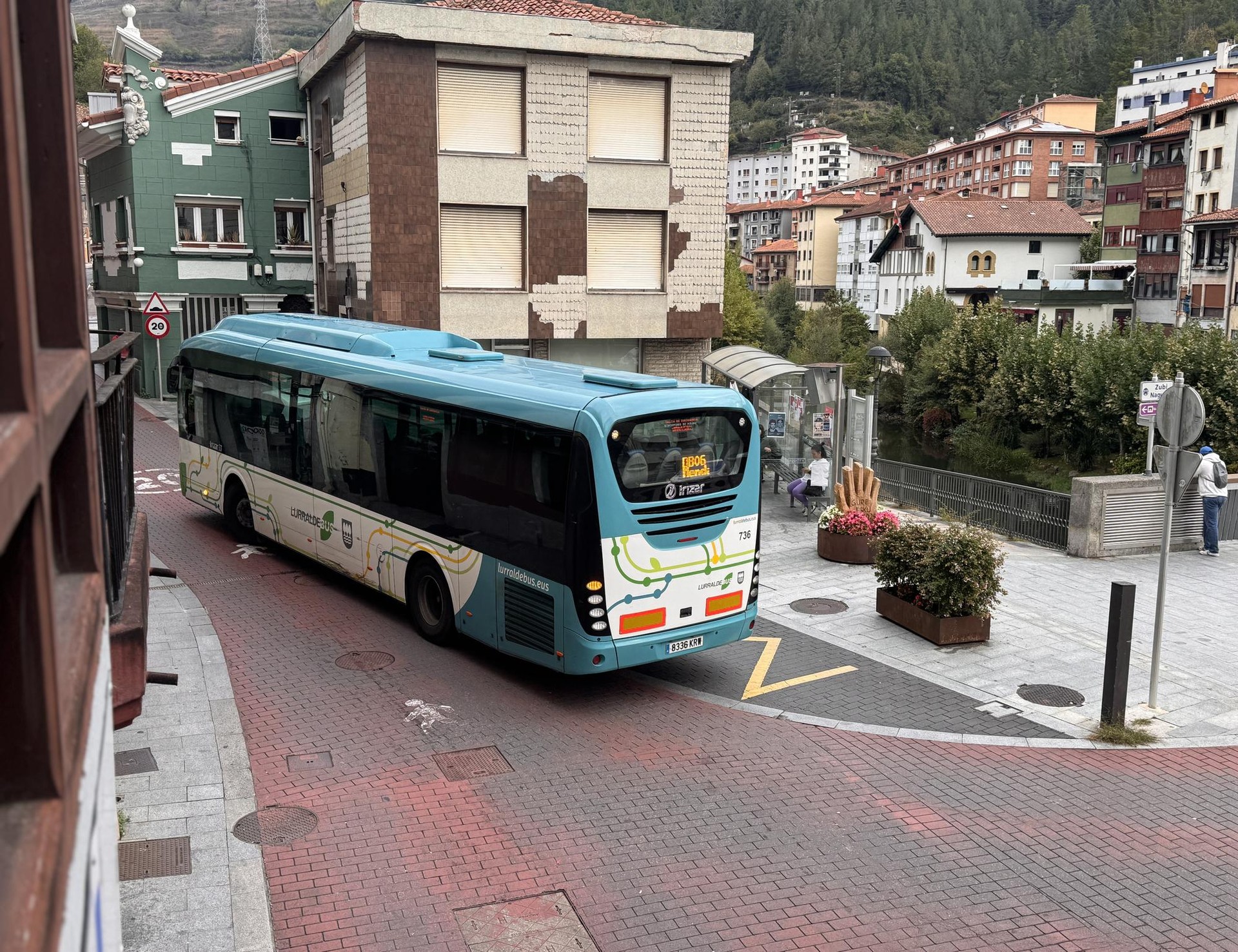 Hitzarmen kolektibo berria sinatu dute Avanza enpresako langileek