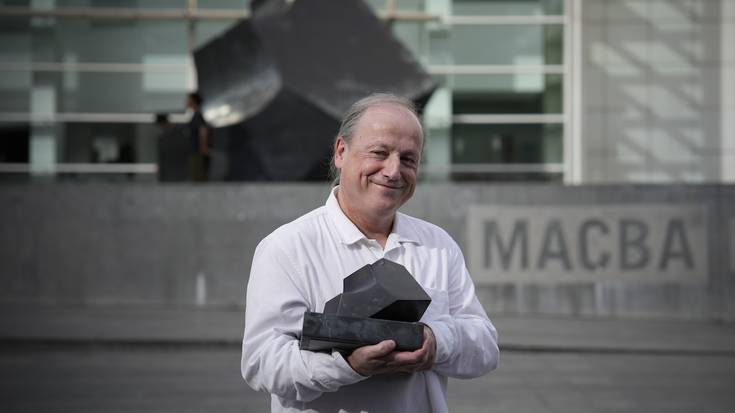 Macba fundazioaren saria irabazi du Ibon Aranberrik