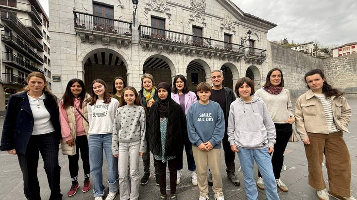 Hiru ikastetxetako 600 ikaslek hartuko dute parte Elgoibarren egingo duten bigarren eskuko azokan