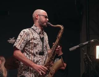 Daniel Juarez saxofoi-jotzaileak eta haren taldeak kontzertua emango dute Mendaron urtarrilaren 24an
