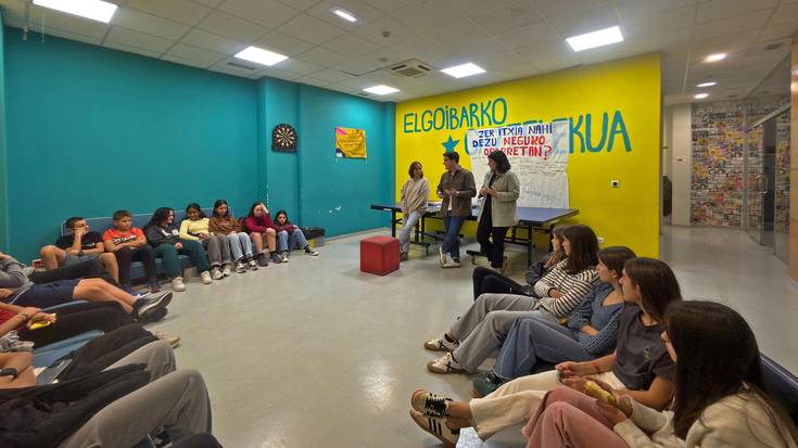 Gazteek gorputzarekiko eta emozioekiko kontzientzia garatzeko saioa egin dute Gaztelekuan