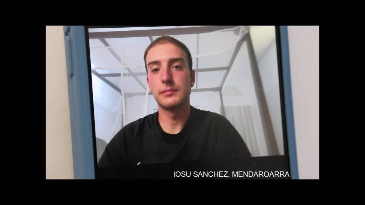 Sri Lankan lau egunez inkomunitatuta egon den Iosu Sanchez mendaroarraren testigantza