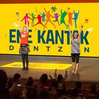 Antzerkia: "Ene kantak: Dantzan"