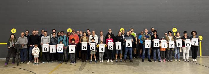 Elgoibar, Mendaro eta Deba artean bidegorria egin dezatela eskatzeko herri-ekimena hasi dute Mendaron