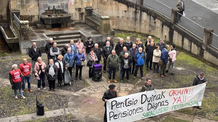 “Haien gerren kostua guk ordaintzen dugu”