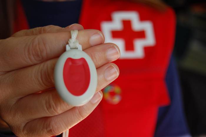 Mendaroko Udalak lankidetza-hitzarmena sinatu du Debako Gurutze Gorriarekin