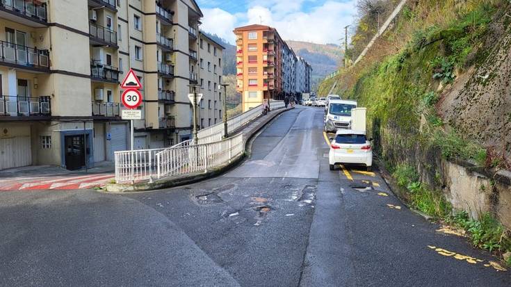 Ezozibideko lanak direla eta ibilgailuentzako kale-mozketak izango dira astelehenean, urriaren 13an, goizeko 9:00etatik iluntzeko 20:00etara, beranduenez ere