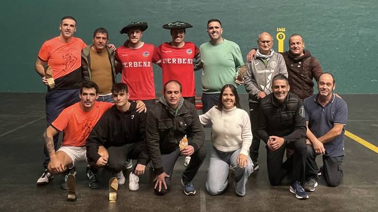 Goizetik gauerako lehia izan zuten Frontenis Maratoian