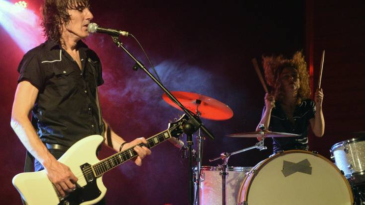 Rock lehor eta gogorrarekin girotu du Maala Niña Coyote eta Chico Tornadok