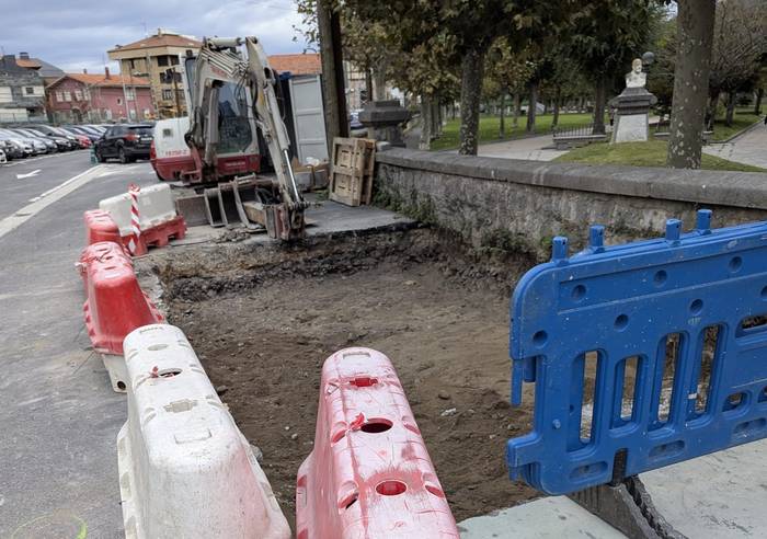 Erritmo onean eta aurreikusitakoaren arabera doaz Iberdrolako transformadorea lekualdatzeko lanak