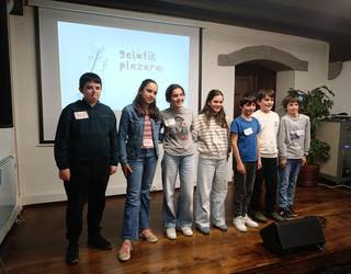 Zabaldu dute bertso-eskoletan izena emateko epea