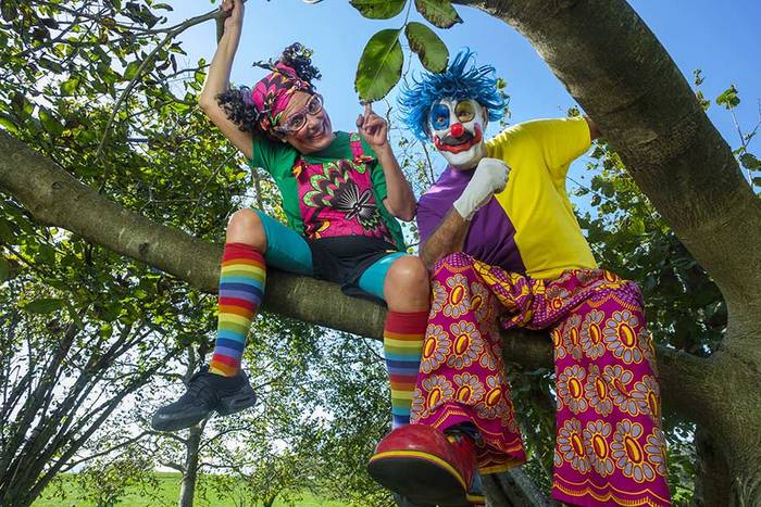 Barrenak bi txartel zozkatzen ditu Porrotx eta Marimototxen emanaldirako