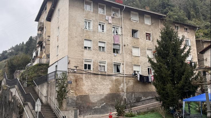 Etxegabetze bat egin dute