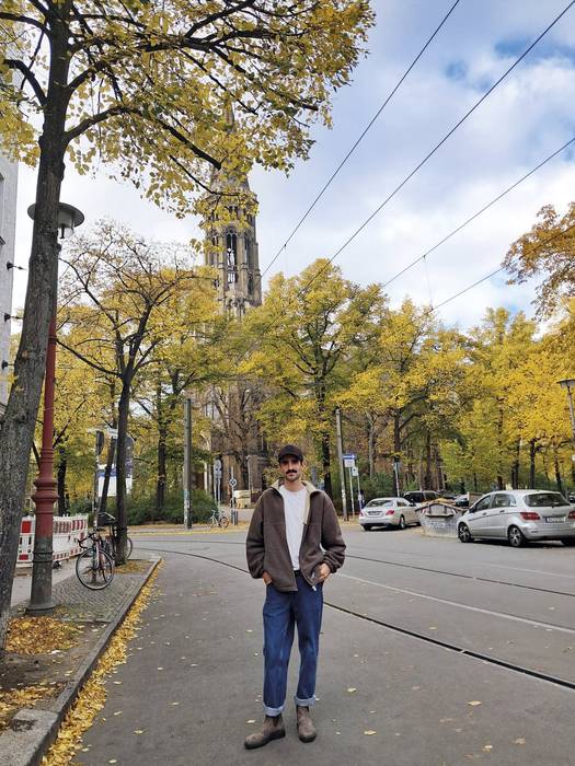 Ander Garciandia, Berlin: “Berlinek hiri alternatiboa izaten jarraitzen du, gentrifikazio basatia gertatzen ari den arren”