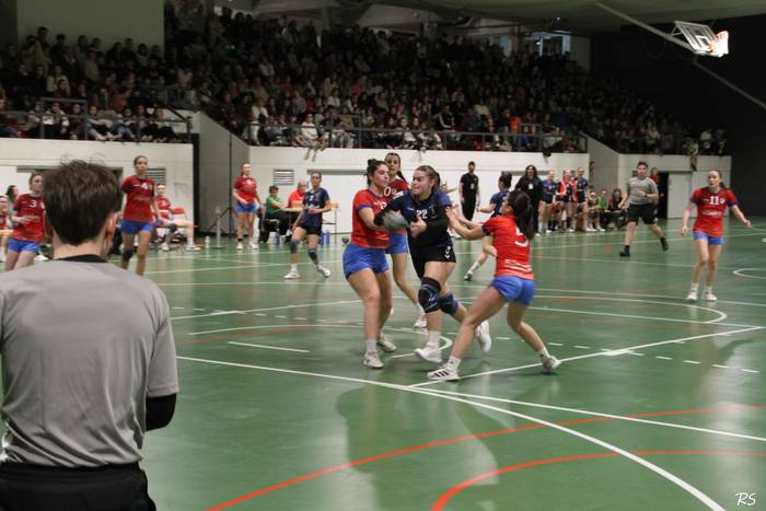 Emaitza txarrak izan dituzte asteburuan Sanloko talde nagusiek