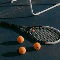 Tenis jaialdia