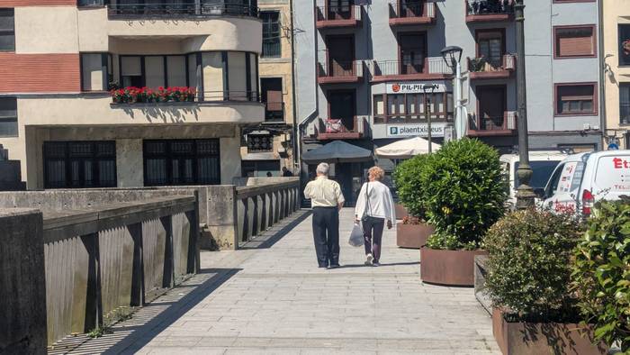 Gizarte Zerbitzuen Departamentuak pentsioak osagarritzearen tramitazioaz lagundu eta informatzeko hitzorduak eskainiko ditu