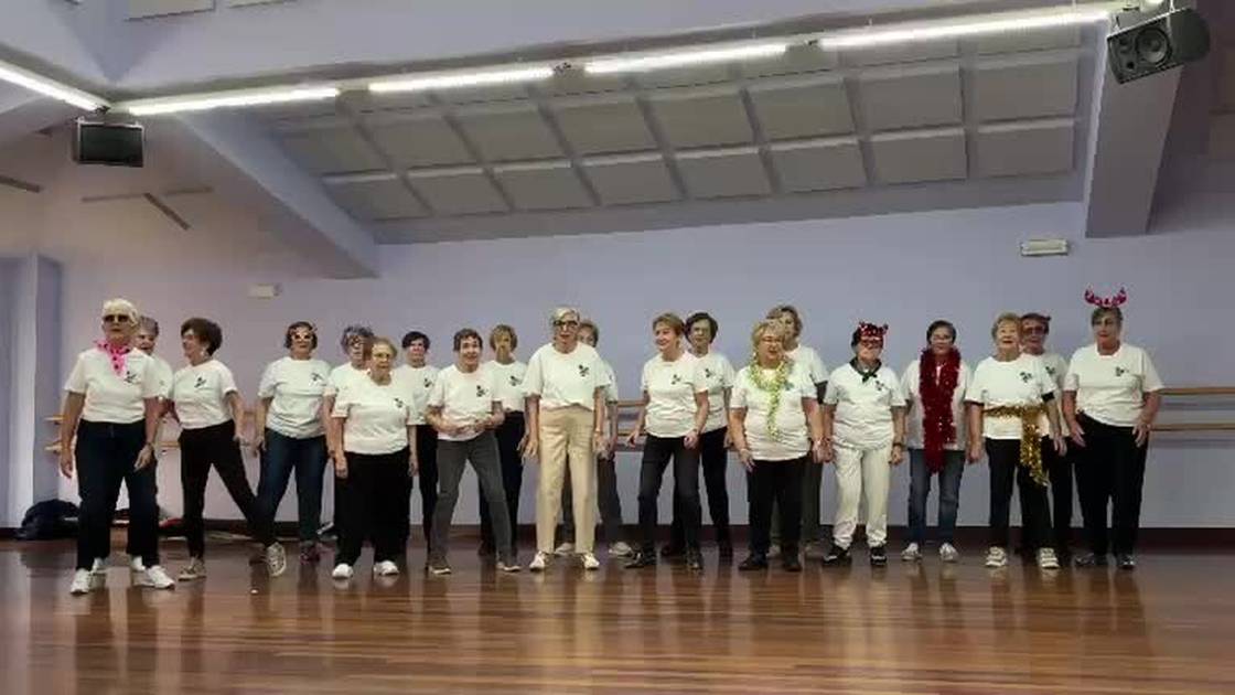 Inazio Bereziartua eskolako talde batek "Euskal rock'n roll" kantaren bertsioa egin du EITB Maratoirako