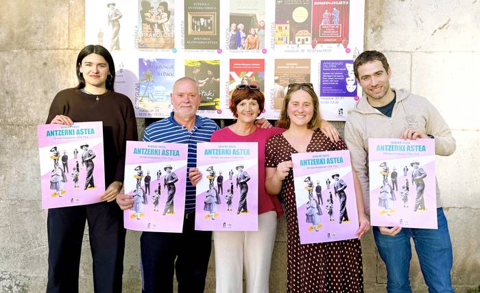 Euskal antzerkiaren erakusleiho izango da Deba maiatzaren amaierara arte