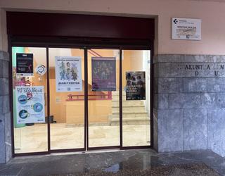 Gutxieneko zerbitzuekin jardungo dute osasun zerbitzuetan