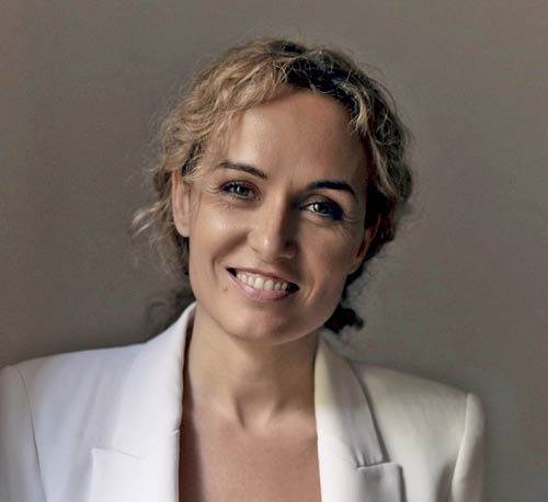 Maria Bestar: "Inoiz betetzen ez den zulo baten tipokoa da indarkeria bikarioaren biktimen mina"