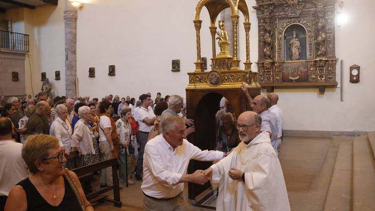 Itziarko ama birjinaren koroazioa ospatu dute Kopraixetan